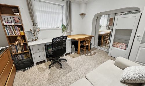 Room Photo