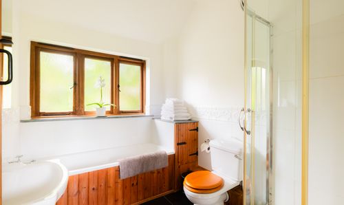 The 'Tit' Box Bathroom