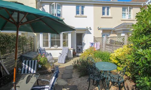 17 The Hamlet Beach Road, Grouville
