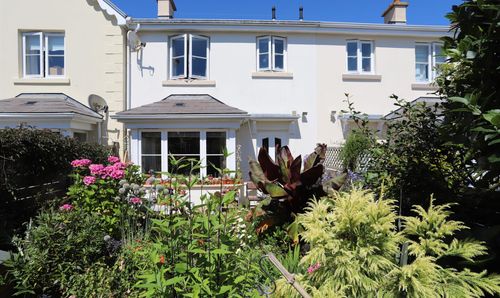 17 The Hamlet Beach Road, Grouville