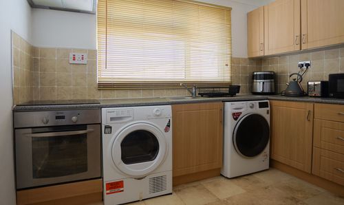 Southlands, La Route de La Haule, Flat 2 Southlands