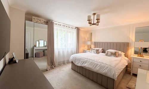 Room Photo