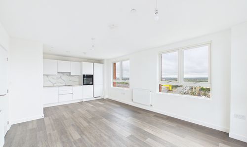 373 Horn Lane, London, W3