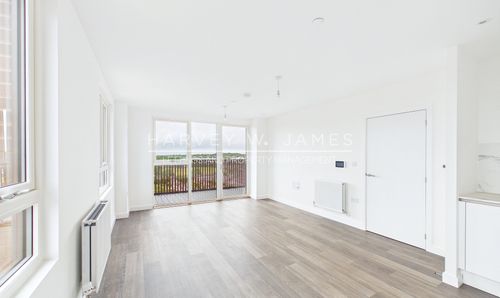 373 Horn Lane, London, W3