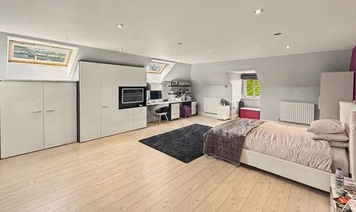 Room Photo