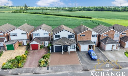 89 Chetwynd Drive, Nuneaton, CV11 4TJ