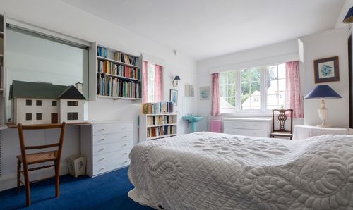 Room Photo
