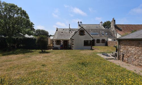 L'Etab'Le La Route De Trodez, St. Ouen
