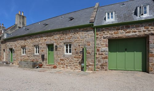 L'Etab'Le La Route De Trodez, St. Ouen