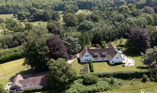 Henley Road, Hurley, SL6