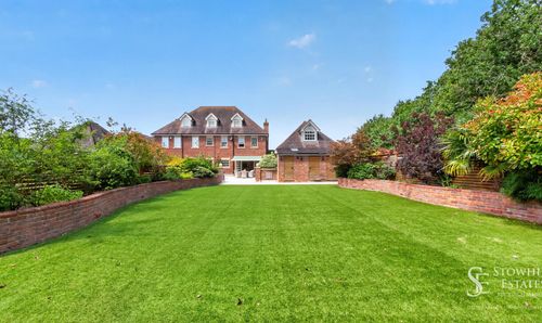 Buckland Gate, Wexham, SL3