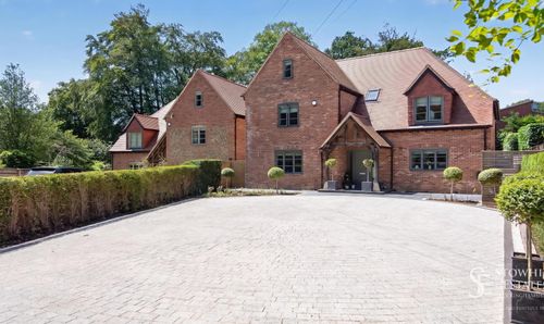 Busgrove Lane, Stoke Row, RG9