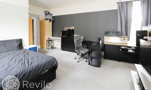 Room Photo