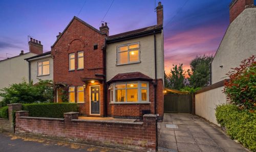 7 Ivanhoe Avenue, Nuneaton, CV11 4RW