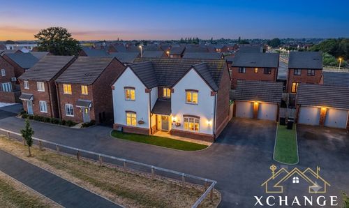 13 Windrower Close, Nuneaton, CV11 7AB