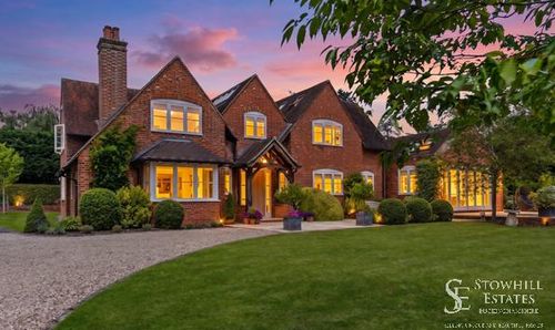 Kingwood Common, Kingwood, RG9