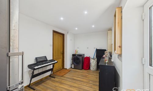 Room Photo