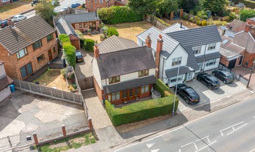16 Rugby Road, Bulkington, CV12 9JE