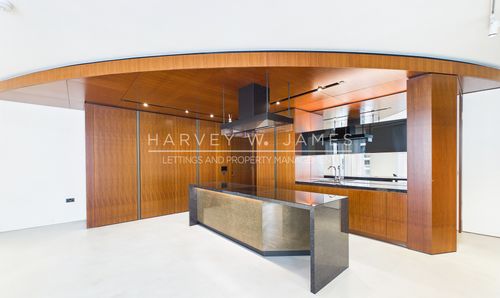 Park Drive, London, E14