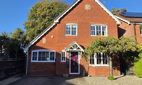 Pagewood Close, Maidenbower, RH10