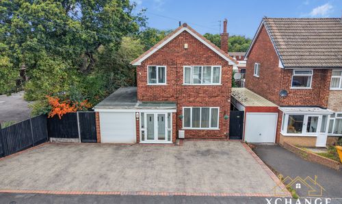 9 Prescelly Close, Nuneaton, CV10 8QA