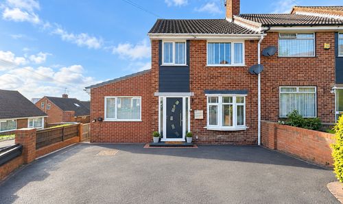 27 Orchard Close, Nuneaton, CV10 0NE