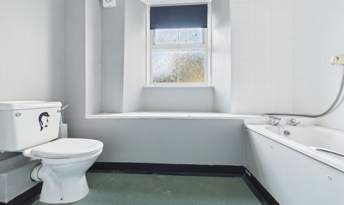 Valley View Bathroom
