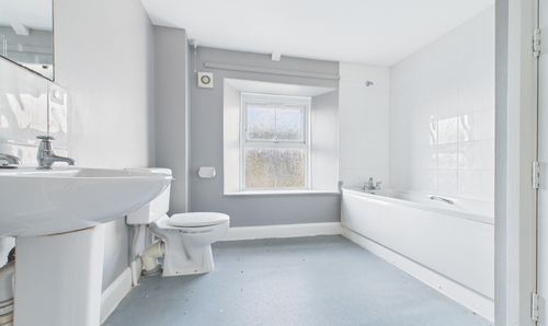 Valley View Bathroom