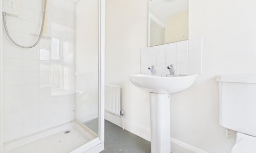 Valley View En-suite