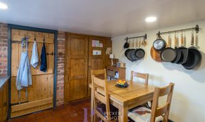 Wolds Lane, Wolvey, LE10 thumbnail photo