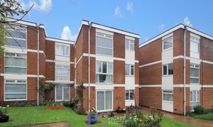 A photo of house to rent on Clarence Court, London Road, Hinckley from Picker Elliott, Hinckley