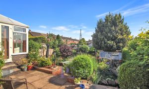 Linden Road, Hinckley, LE10 thumbnail photo