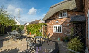 Wolds Lane, Wolvey, LE10 thumbnail photo