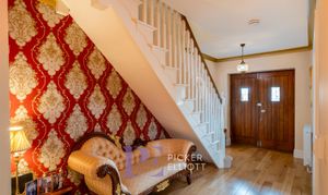 A photo of house for sale on Hinckley Road, Earl Shilton, LE9 from Picker Elliott Hinckley