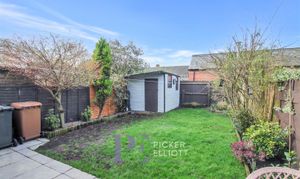 Pine Close, Stoke Golding, CV13 thumbnail photo