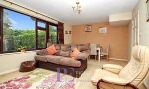 Sherwood Road, Stoke Golding, CV13 photo