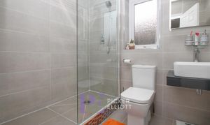 Pine Close, Stoke Golding, CV13 thumbnail photo