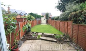 Willow Close, Burbage, LE10 thumbnail photo