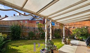 St. Marys Court, Barwell, LE9 photo