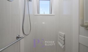 Boyslade Road East, Burbage, LE10 photo