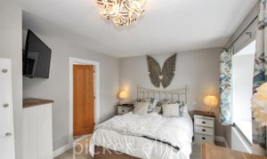 The Meadows, Burbage, LE10 photo