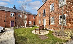 Hinckley Road, Burbage, LE10 thumbnail photo
