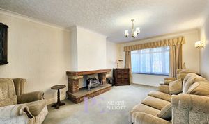 Hinckley Road, Stoke Golding, CV13 photo