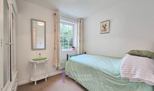 Whitworth Avenue, Hinckley, LE10 photo