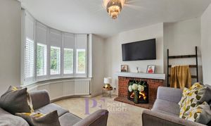 Sapcote Road, Burbage, LE10 thumbnail photo