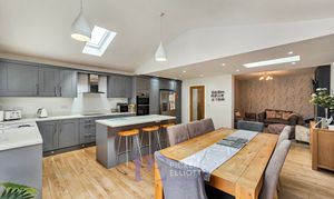 Sapcote Road, Burbage, LE10 thumbnail photo