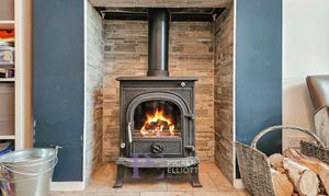 Sapcote Road, Burbage, LE10 thumbnail photo