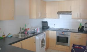 Kitchen (3)
