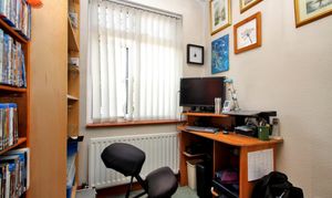 Coventry Road, Hinckley, LE10 thumbnail photo