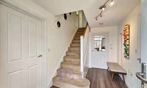 Netherfield Drive, Sapcote, LE9 thumbnail photo